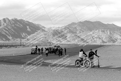 media/Feb-23-2023-Racers Edge (Thu) [[45c9a79e62]]/Around the Pits-Track Walk/